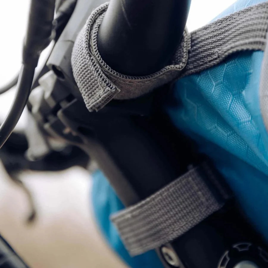CycleMate™ – Vattentät Styreväska för Cykel med Praktisk Pekskärm